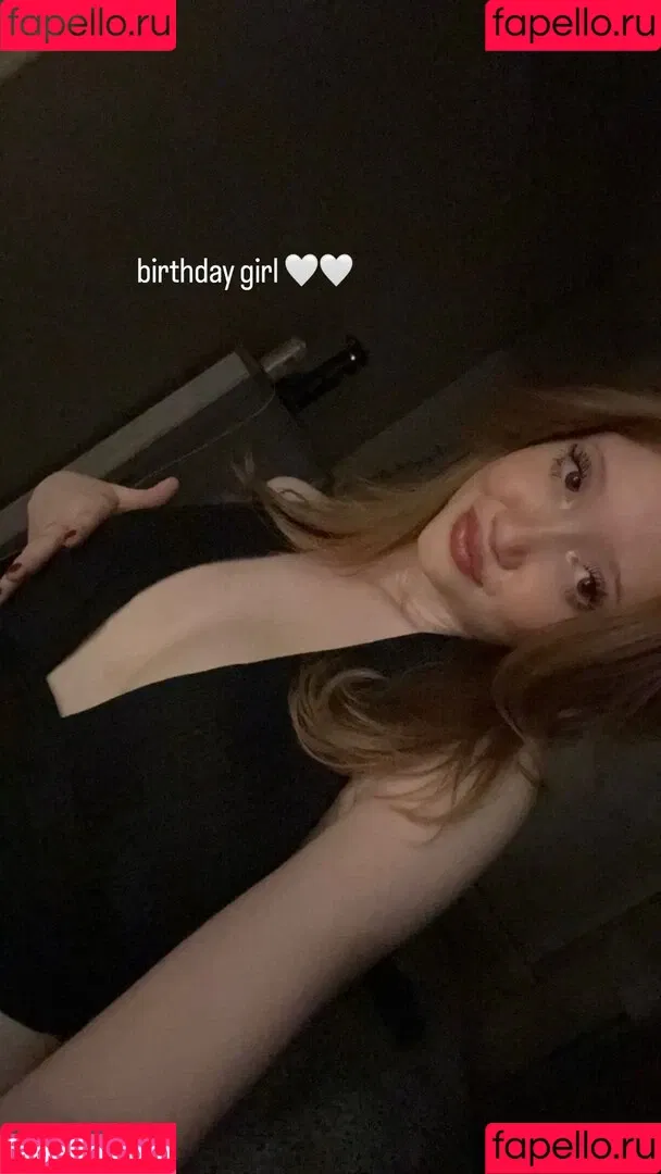 Lifewithmak / Makenna Kelly / lifewithmak2005 Onlyfans Photo Gallery 