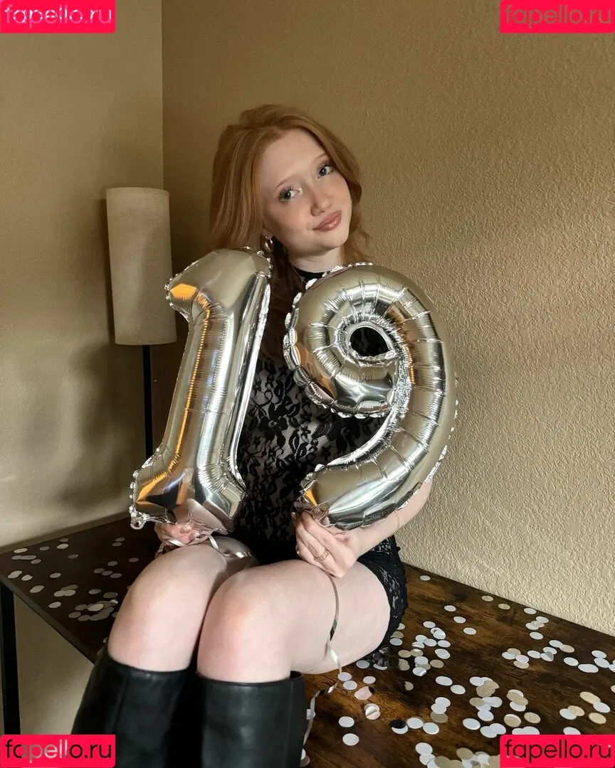 Lifewithmak / Makenna Kelly / lifewithmak2005 Onlyfans Photo Gallery 