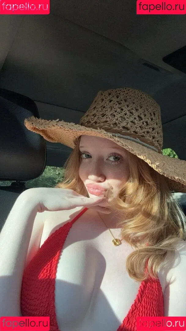 Lifewithmak / Makenna Kelly / lifewithmak2005 Onlyfans Photo Gallery 