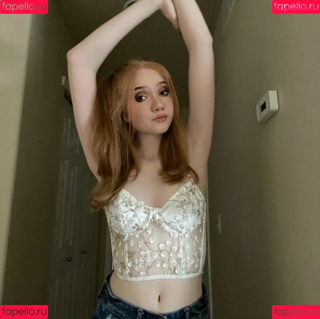Lifewithmak / Makenna Kelly / lifewithmak2005 Onlyfans Photo Gallery 