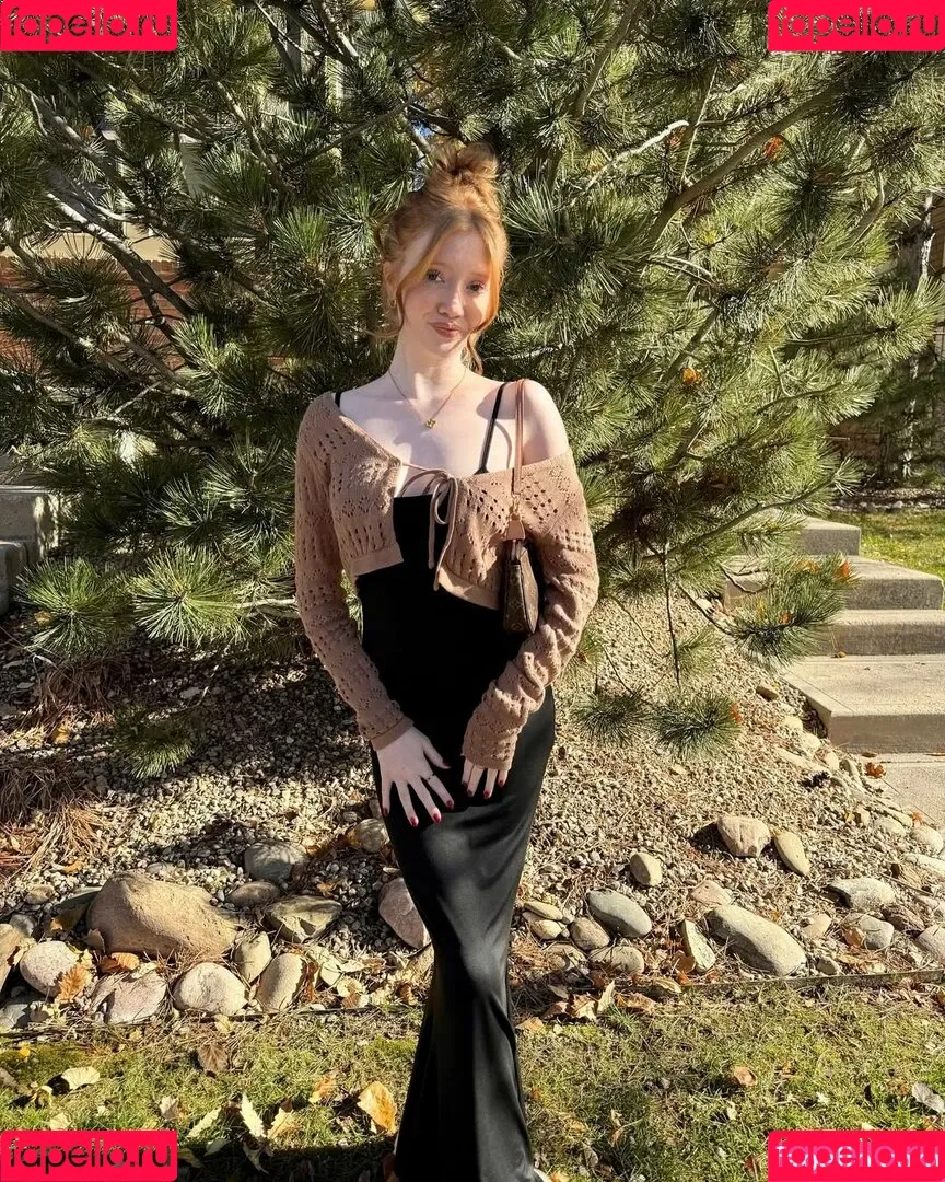 Lifewithmak / Makenna Kelly / lifewithmak2005 Onlyfans Photo Gallery 