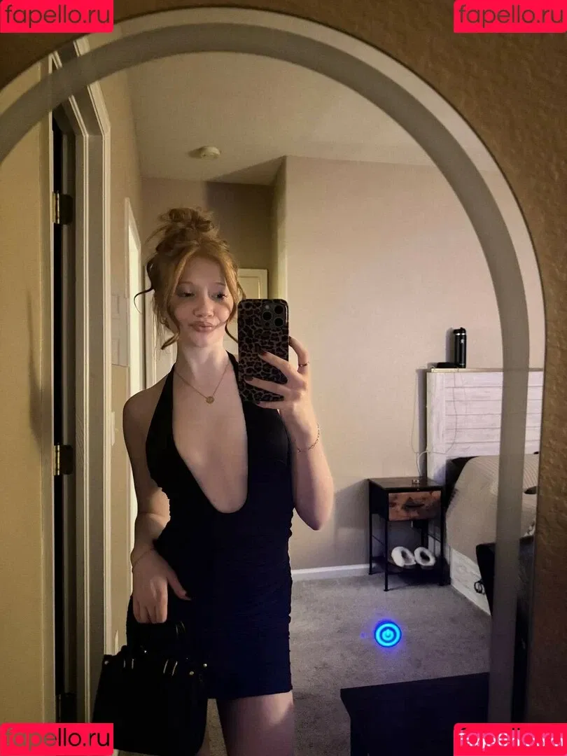Lifewithmak / Makenna Kelly / lifewithmak2005 Onlyfans Photo Gallery 