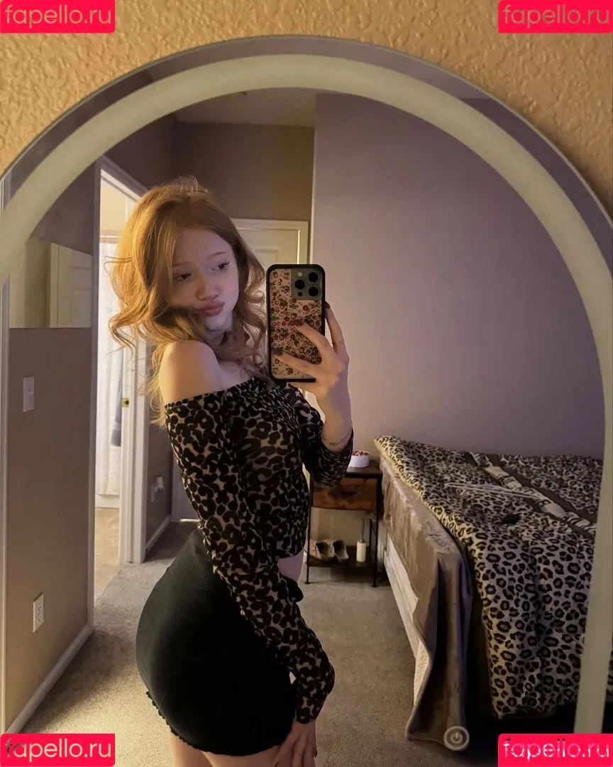 Lifewithmak / Makenna Kelly / lifewithmak2005 Onlyfans Photo Gallery 
