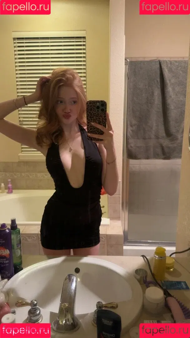 Lifewithmak / Makenna Kelly / lifewithmak2005 Onlyfans Photo Gallery 