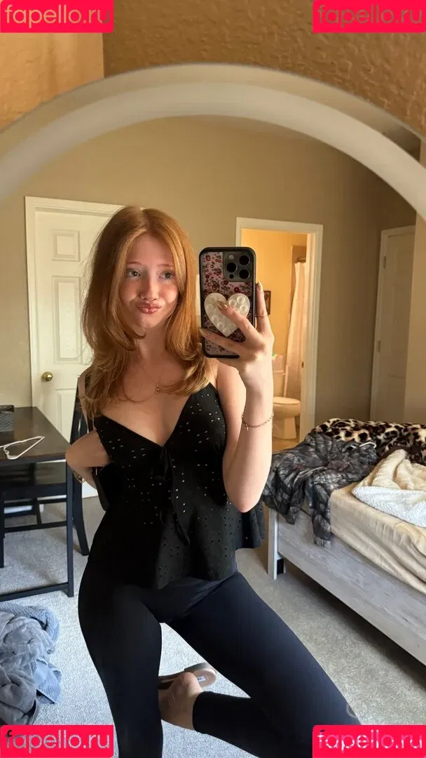 Lifewithmak / Makenna Kelly / lifewithmak2005 Onlyfans Photo Gallery 