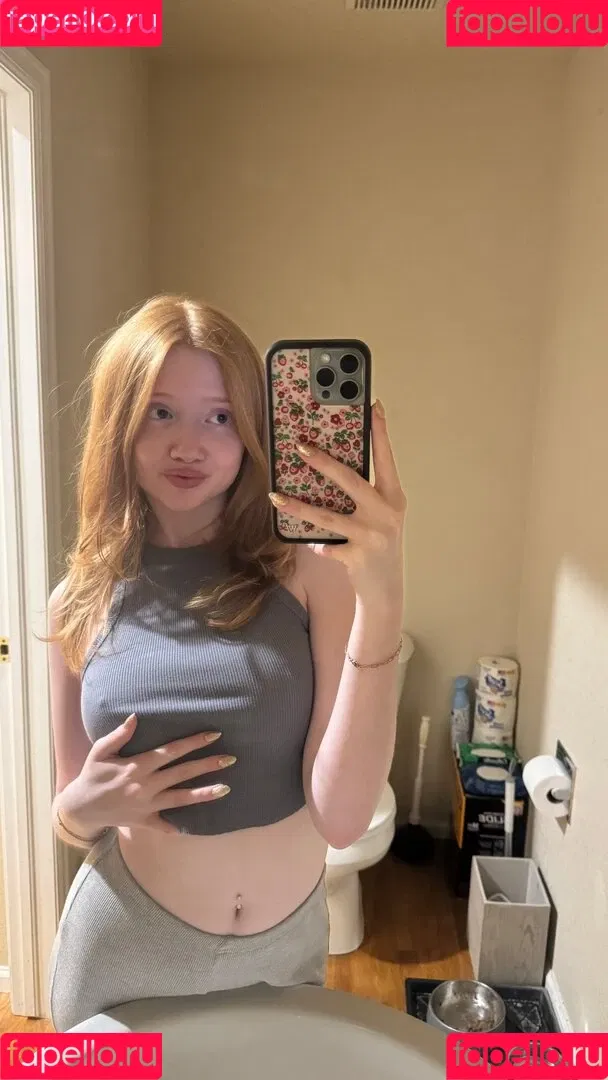 Lifewithmak / Makenna Kelly / lifewithmak2005 Onlyfans Photo Gallery 