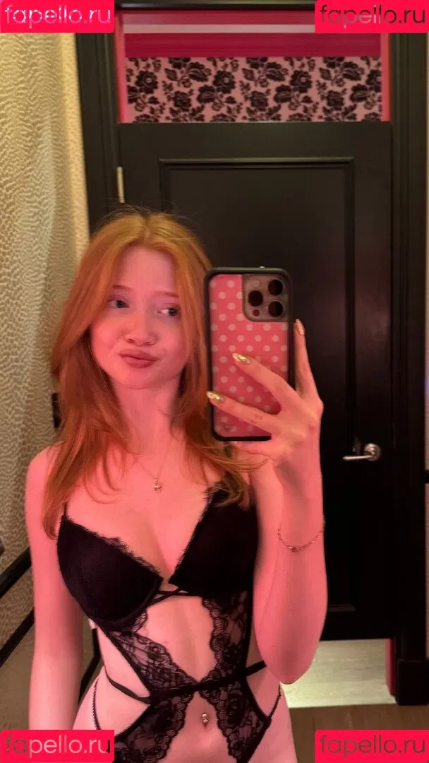 Lifewithmak / Makenna Kelly / lifewithmak2005 Onlyfans Photo Gallery 