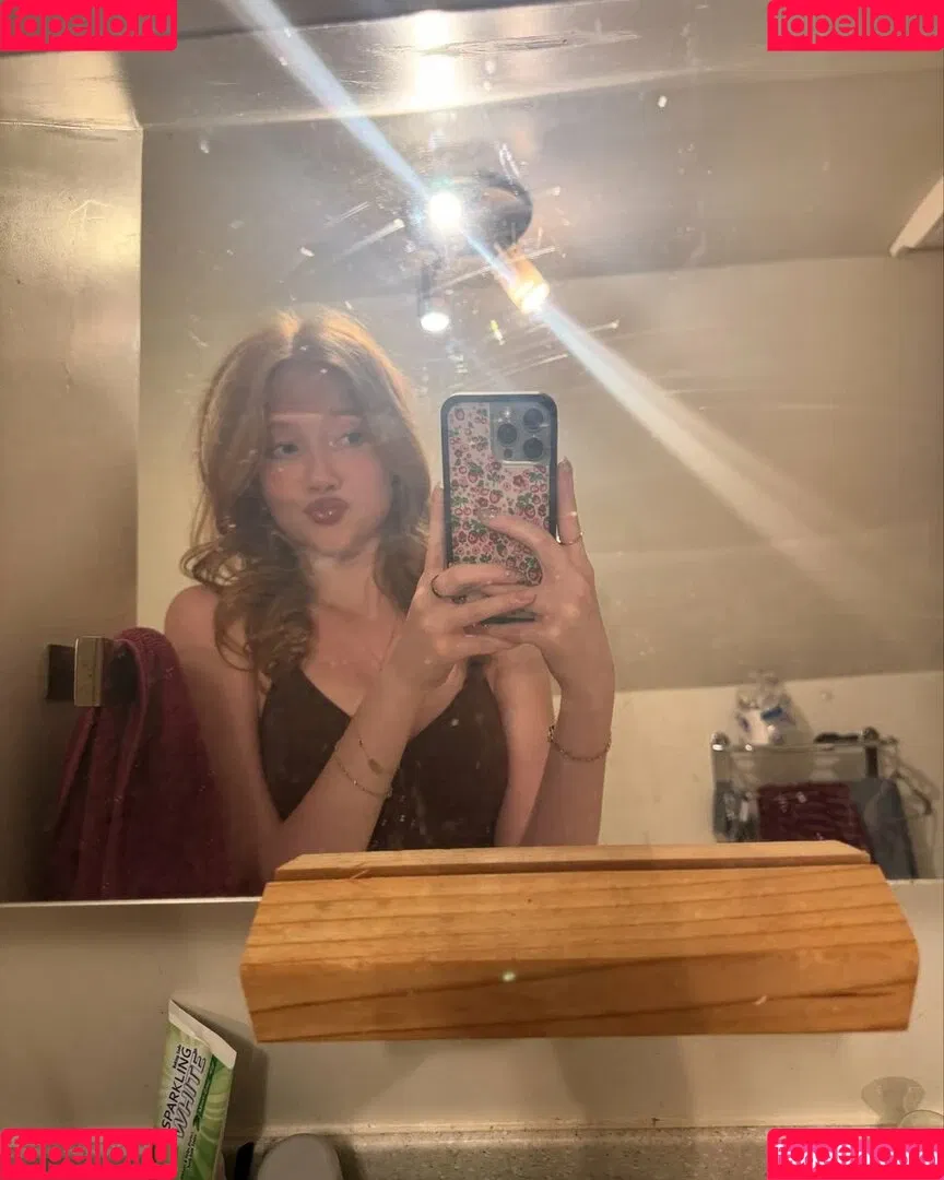 Lifewithmak / Makenna Kelly / lifewithmak2005 Onlyfans Photo Gallery 