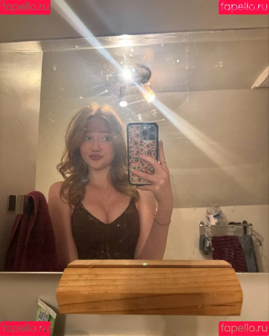 Lifewithmak / Makenna Kelly / lifewithmak2005 Onlyfans Photo Gallery 