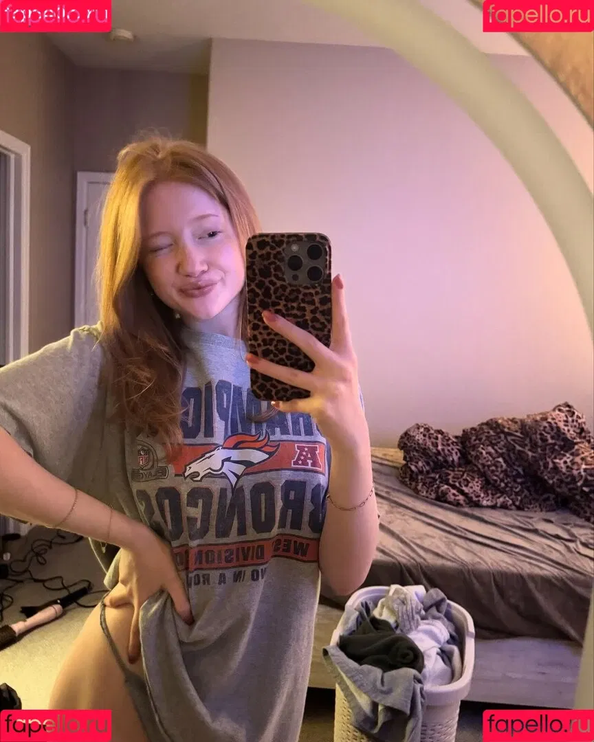 Lifewithmak / Makenna Kelly / lifewithmak2005 Onlyfans Photo Gallery 