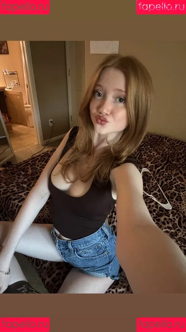 Lifewithmak / Makenna Kelly / lifewithmak2005 Onlyfans Photo Gallery 