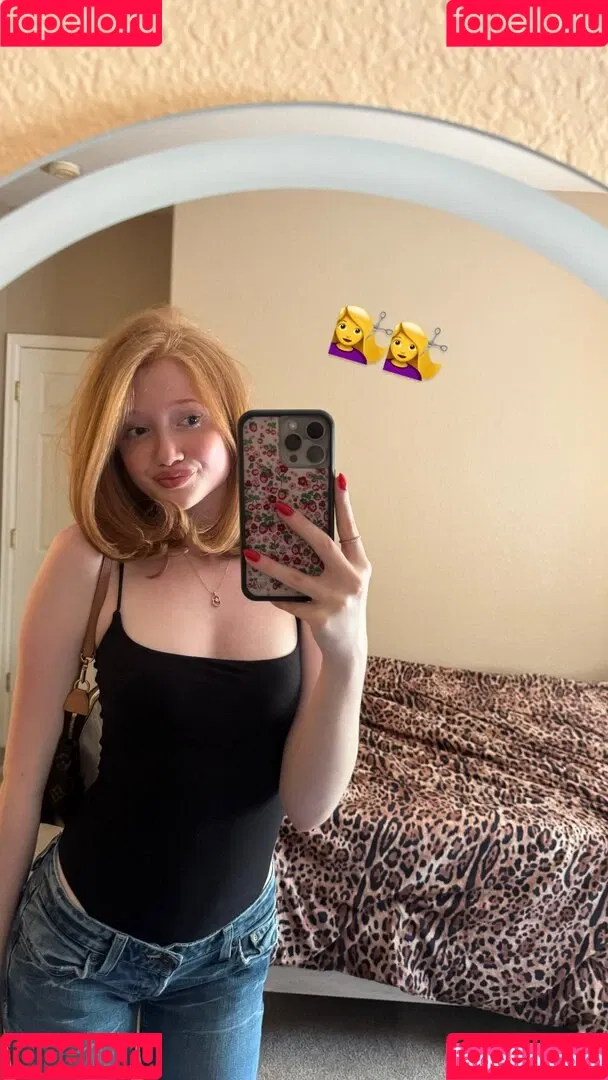Lifewithmak / Makenna Kelly / lifewithmak2005 Onlyfans Photo Gallery 