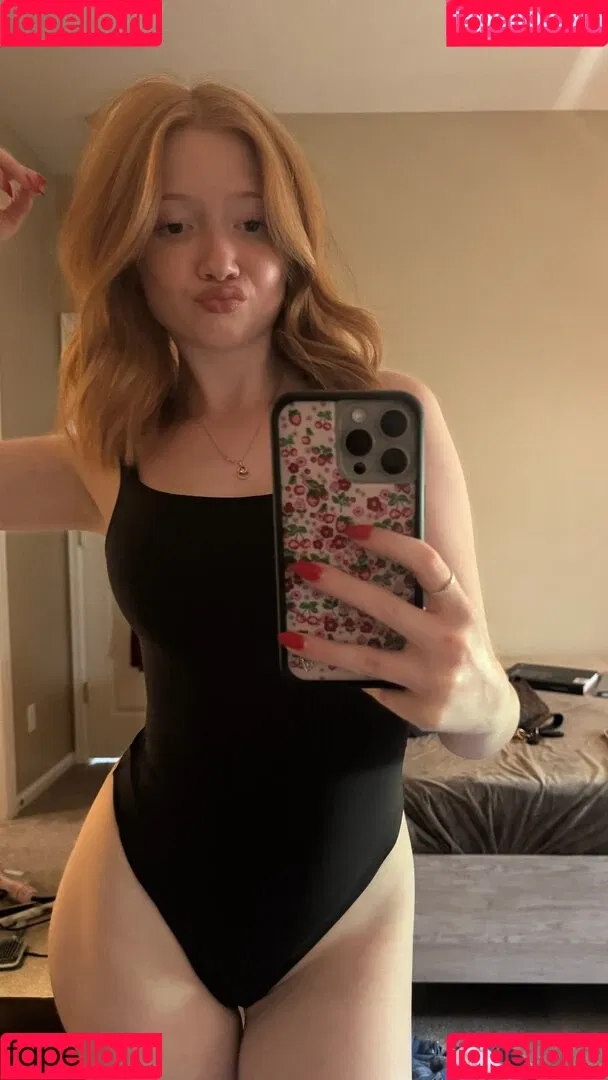 Lifewithmak / Makenna Kelly / lifewithmak2005 Onlyfans Photo Gallery 