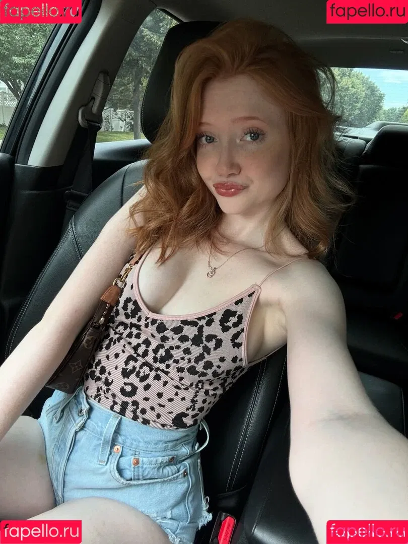 Lifewithmak / Makenna Kelly / lifewithmak2005 Onlyfans Photo Gallery 
