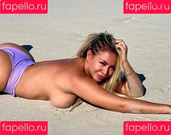 La Mosquera / la_mosquera / lamosqueraoficial Onlyfans Photo Gallery 