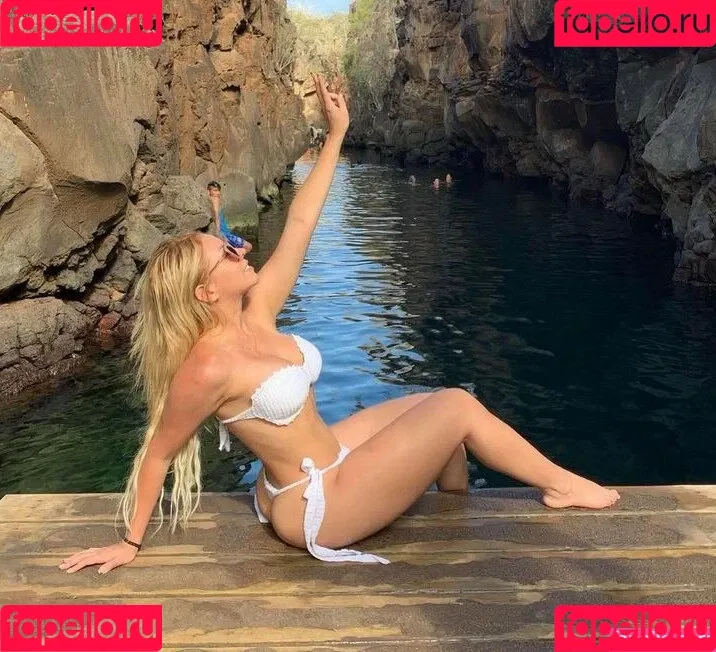 La Mosquera / la_mosquera / lamosqueraoficial Onlyfans Photo Gallery 