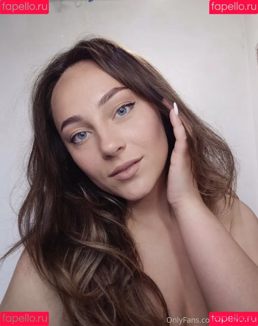 InnaLuve / afinalove_model / inna_love69vip Onlyfans Photo Gallery 