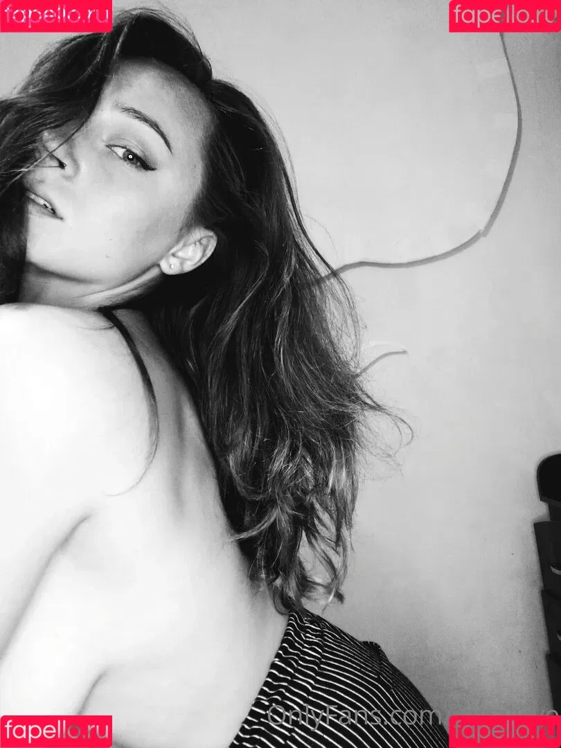 InnaLuve / afinalove_model / inna_love69vip Onlyfans Photo Gallery 