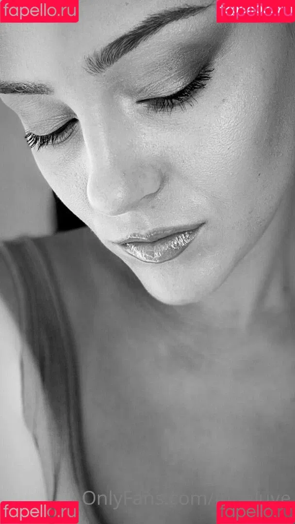 InnaLuve / afinalove_model / inna_love69vip Onlyfans Photo Gallery 