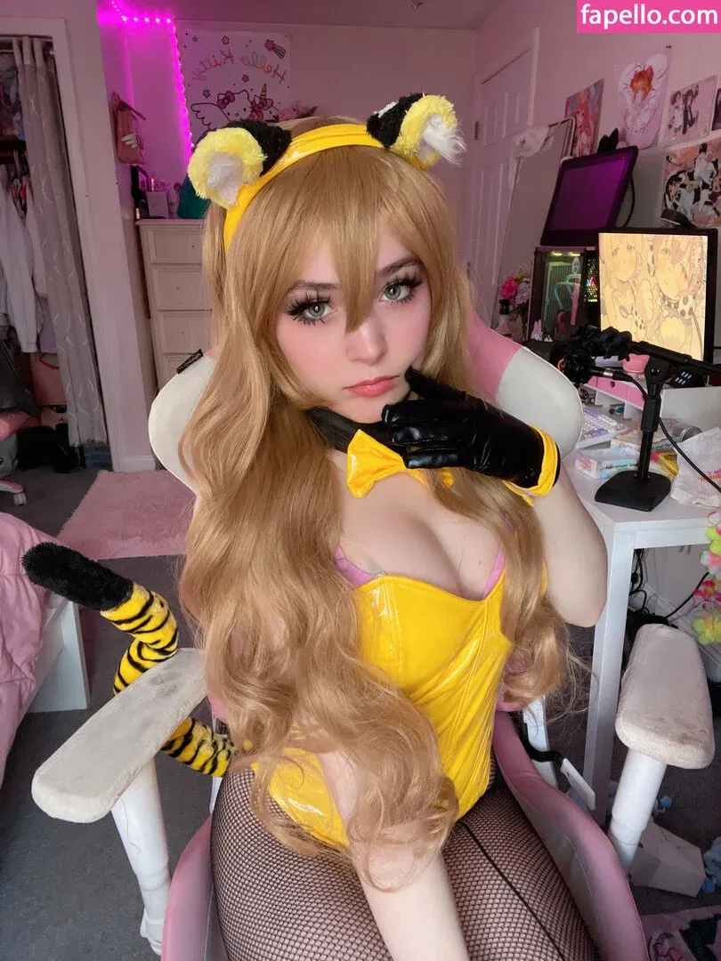 Meikapuff / Meikasama Onlyfans Photo Gallery 