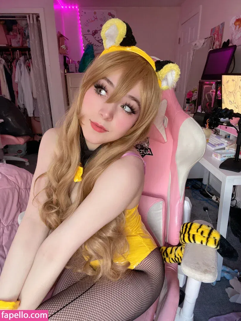 Meikapuff / Meikasama Onlyfans Photo Gallery 