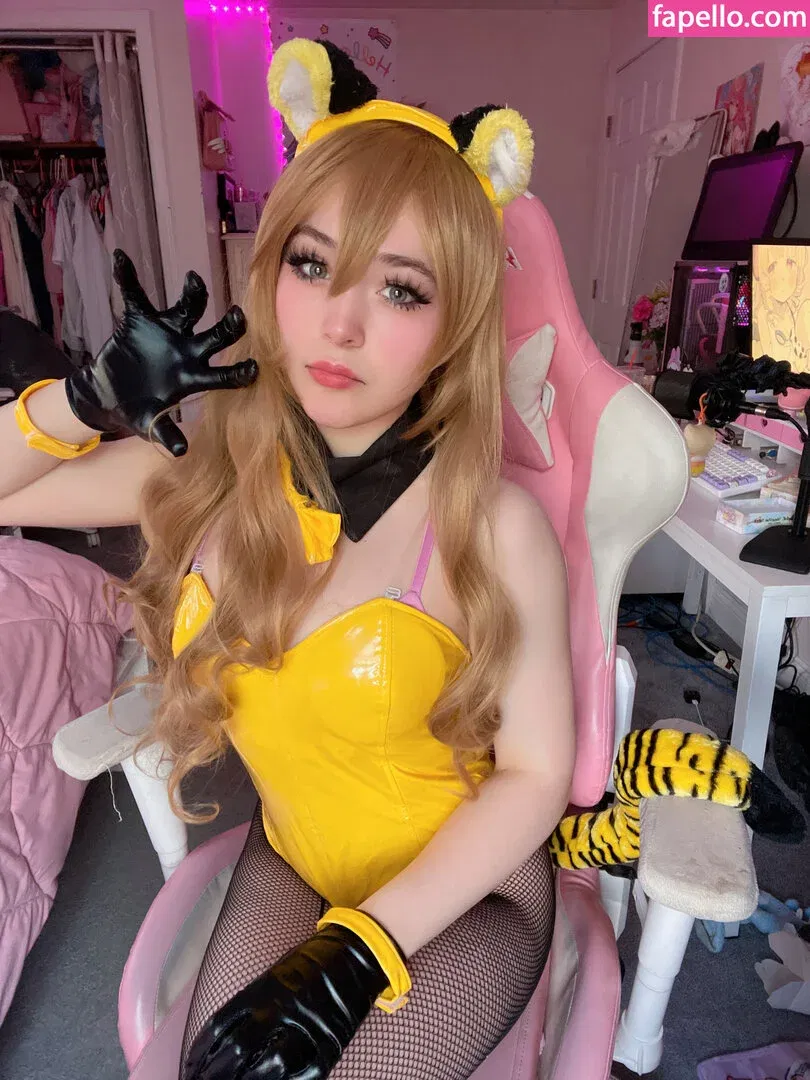 Meikapuff / Meikasama Onlyfans Photo Gallery 