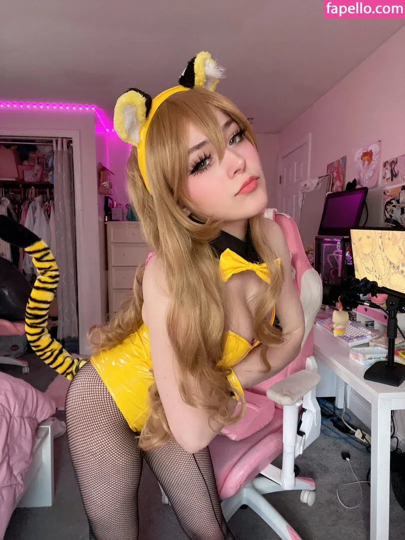 Meikapuff / Meikasama Onlyfans Photo Gallery 