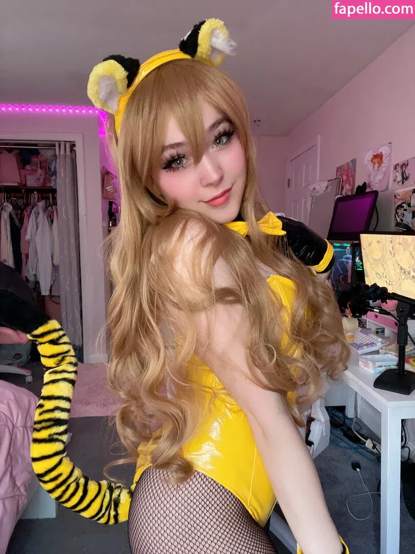 Meikapuff / Meikasama Onlyfans Photo Gallery 