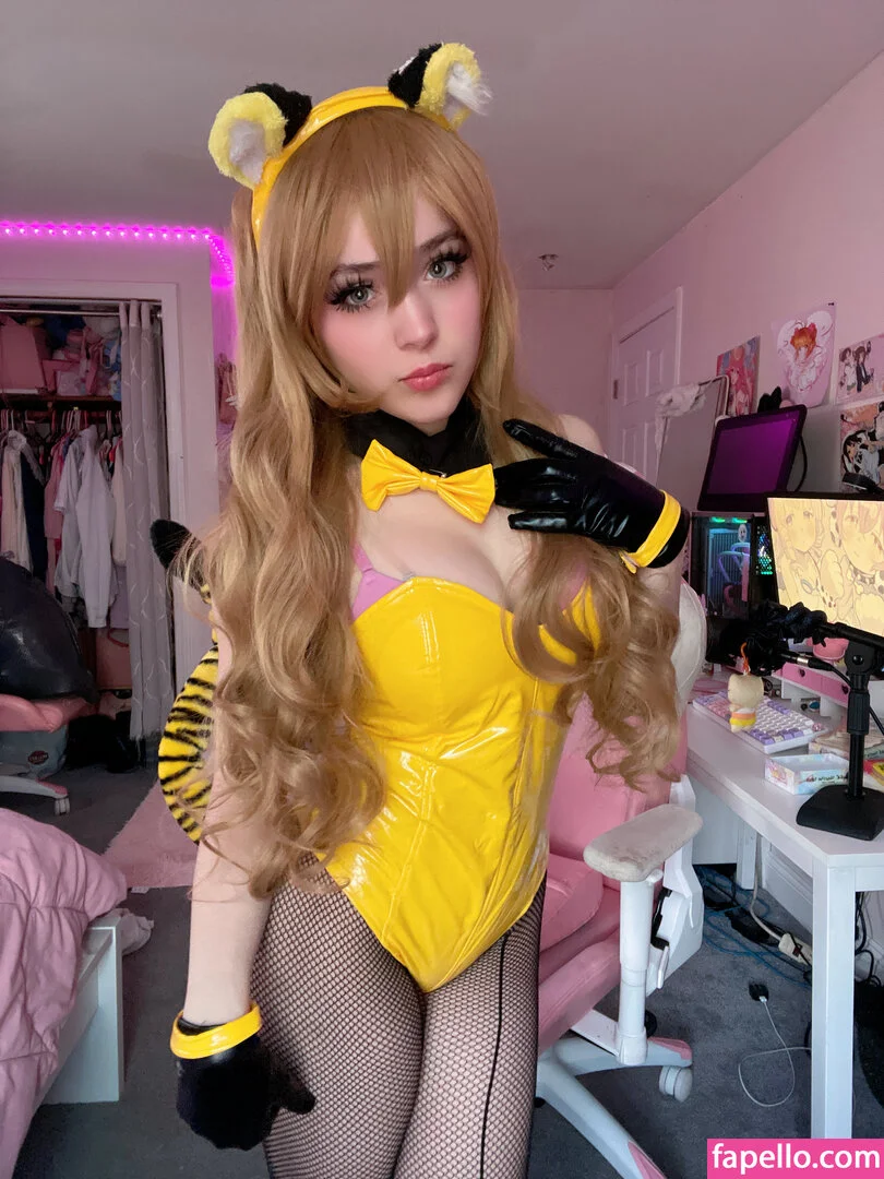 Meikapuff / Meikasama Onlyfans Photo Gallery 