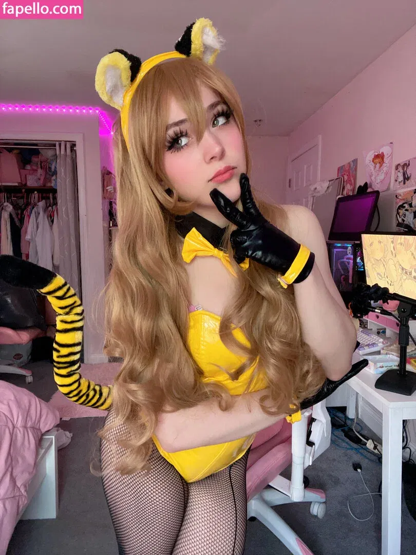 Meikapuff / Meikasama Onlyfans Photo Gallery 