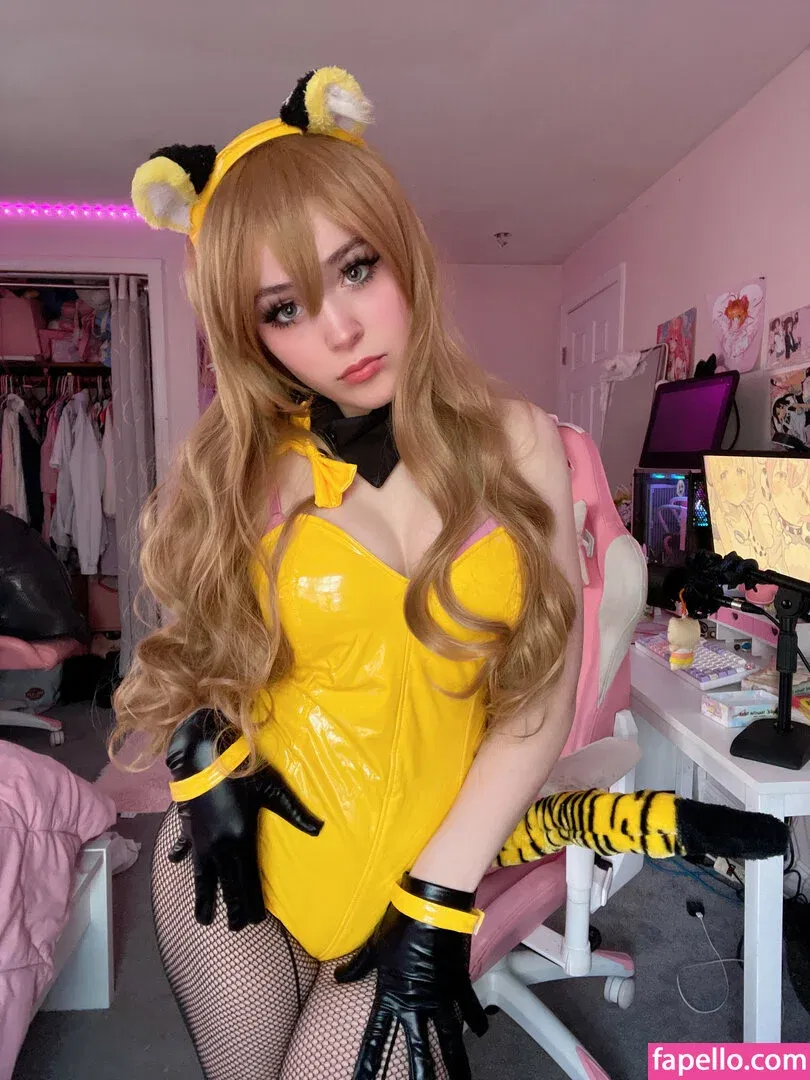 Meikapuff / Meikasama Onlyfans Photo Gallery 