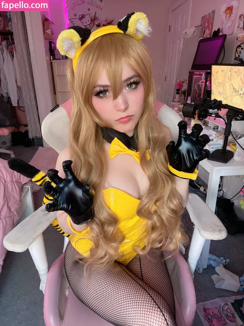 Meikapuff / Meikasama Onlyfans Photo Gallery 