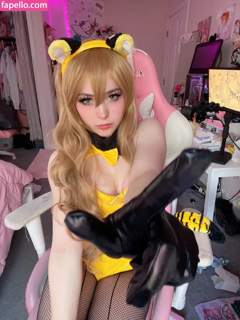 Meikapuff / Meikasama Onlyfans Photo Gallery 