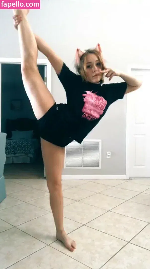 Meikapuff / Meikasama Onlyfans Photo Gallery 