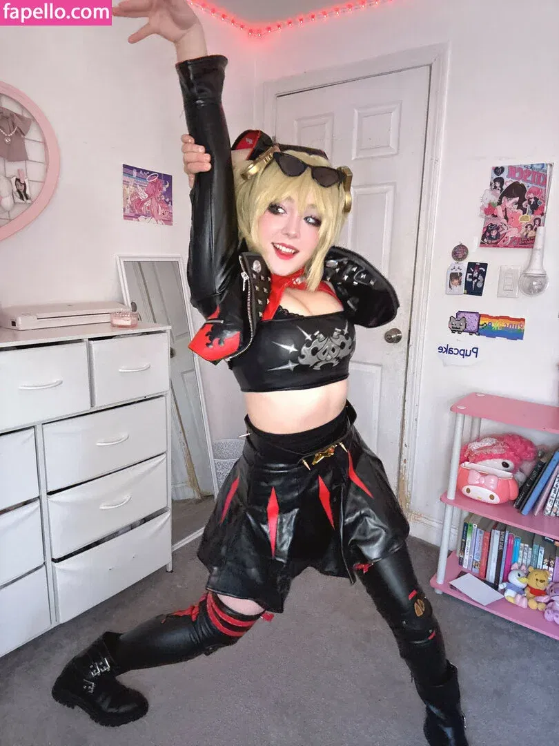 Meikapuff / Meikasama Onlyfans Photo Gallery 