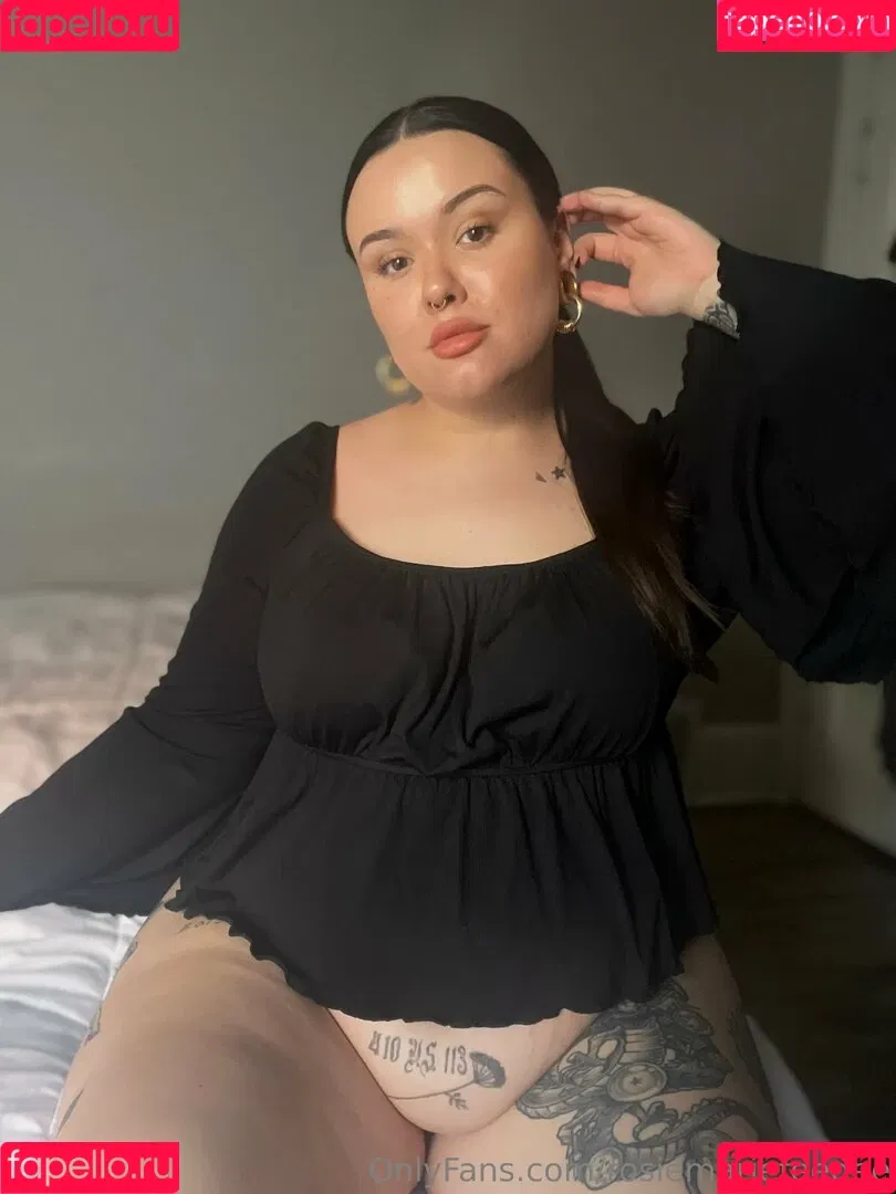 rosiemarie / rosiemariefeedee Onlyfans Photo Gallery 