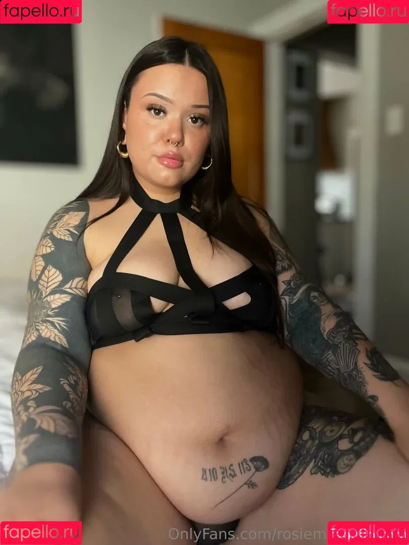 rosiemarie / rosiemariefeedee Onlyfans Photo Gallery 