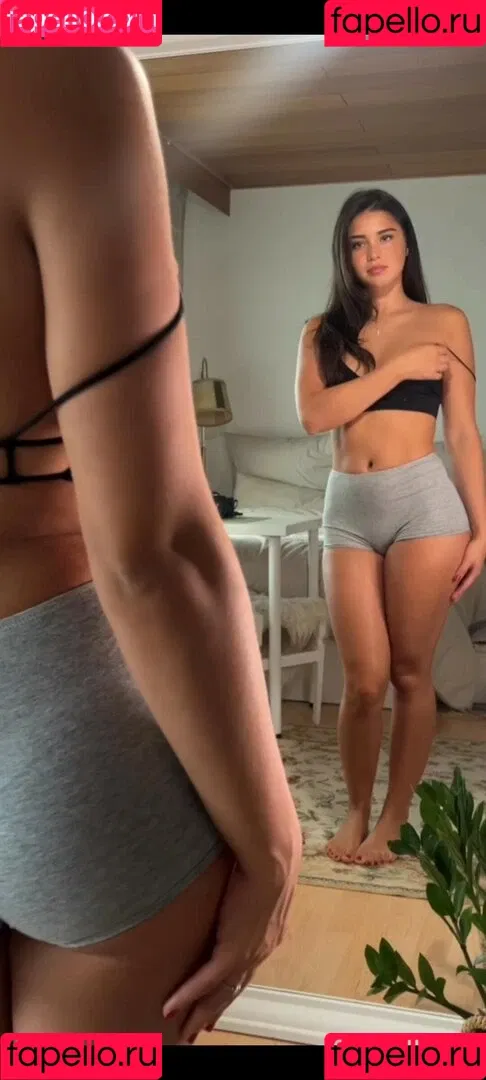 Godiaxenia / Xenia Godia / godiaxenia_de / spelayaksenia Onlyfans Photo Gallery 