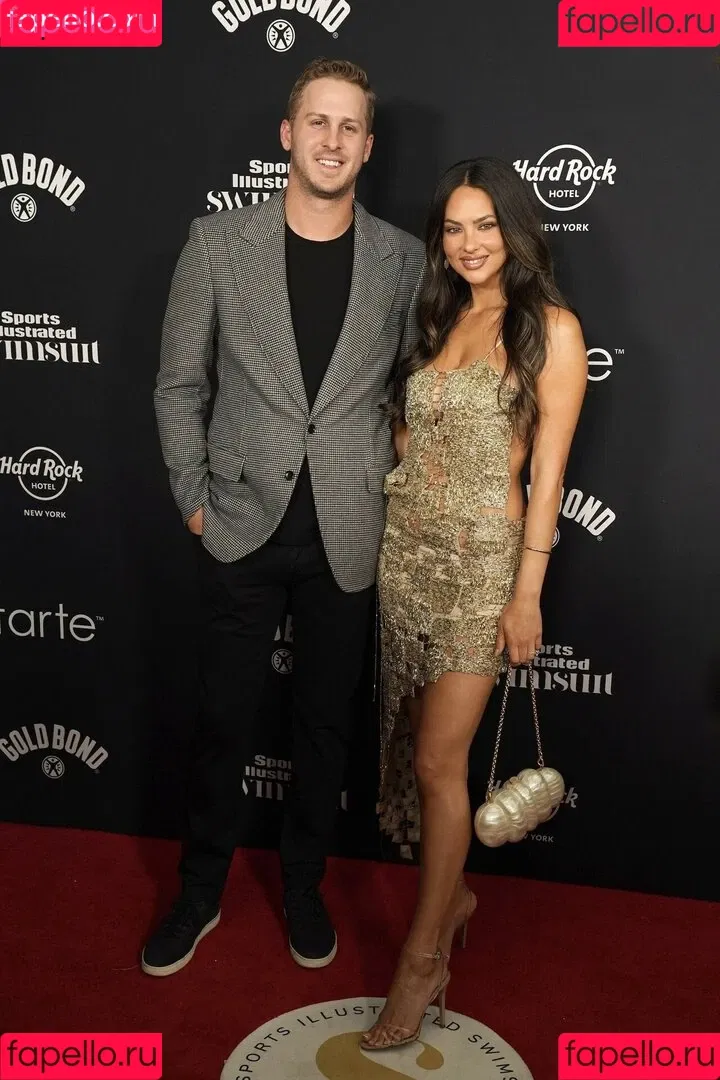 Christen Harper / christenharper Onlyfans Photo Gallery 