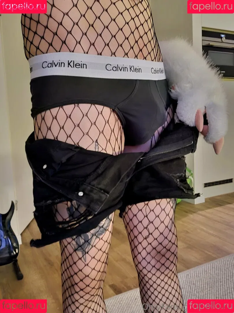 kindrid / kindridmusic Onlyfans Photo Gallery 