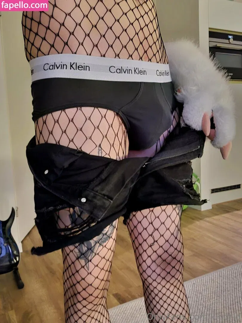 kindrid / kindridmusic Onlyfans Photo Gallery 