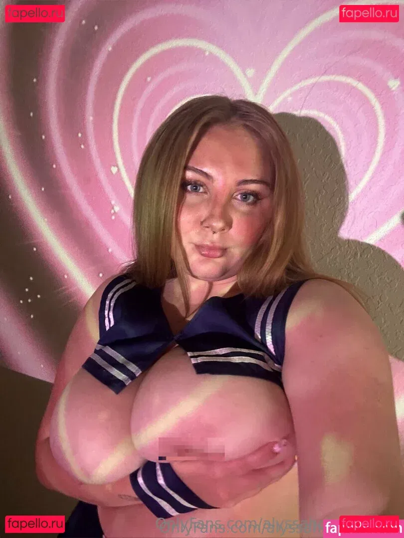 AlyssaHolmes69 Onlyfans Photo Gallery 