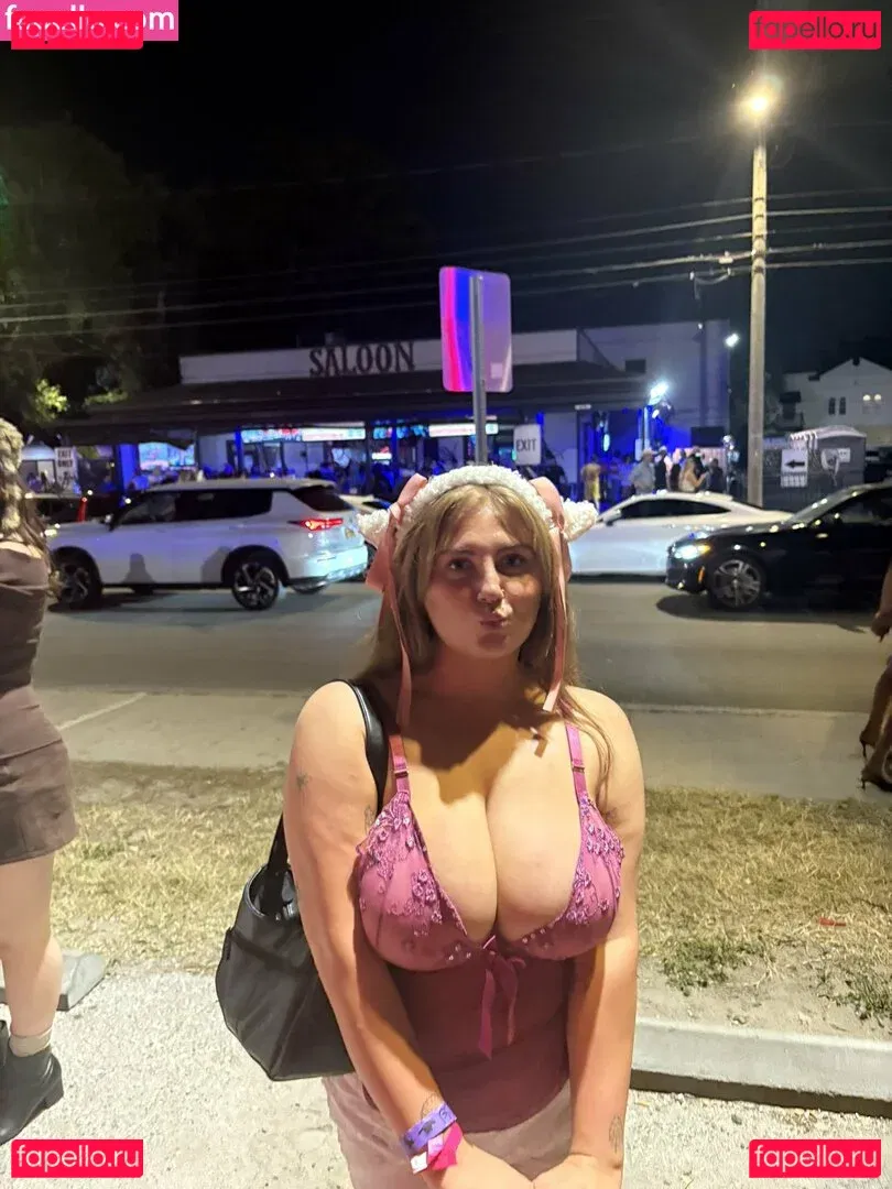 AlyssaHolmes69 Onlyfans Photo Gallery 