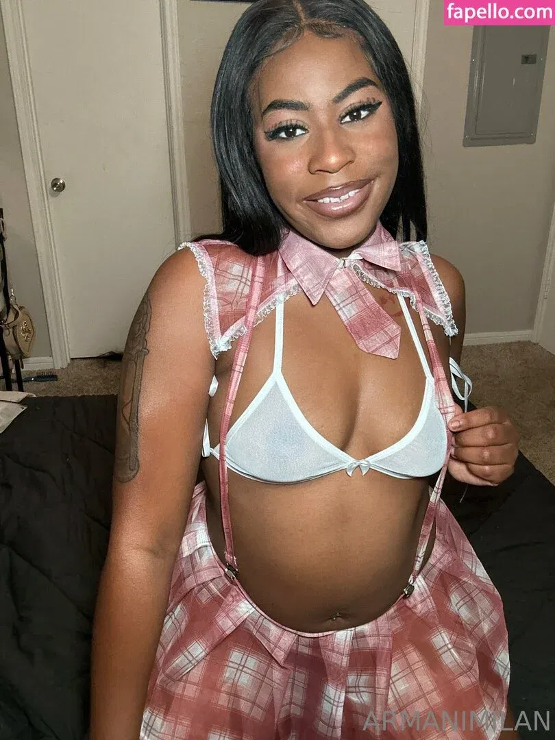 armilan8 / armilann Onlyfans Photo Gallery 