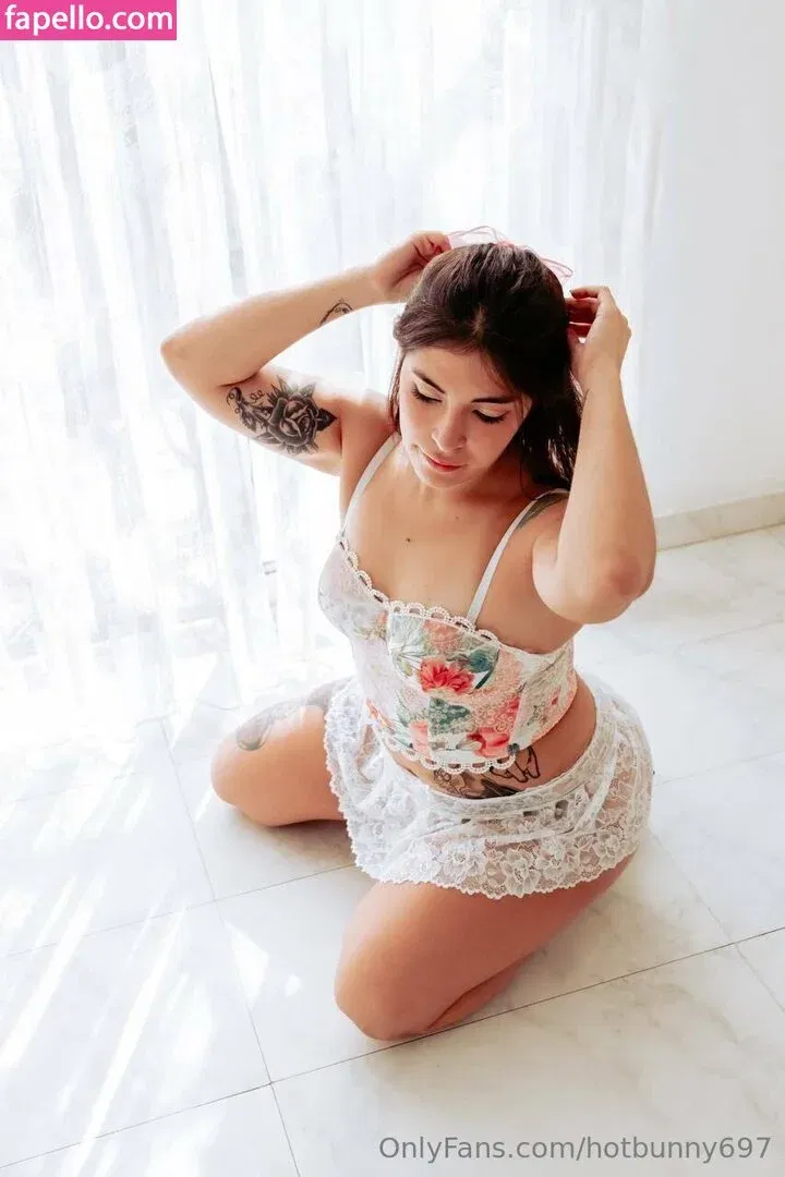 hotbunny697 Onlyfans Photo Gallery 