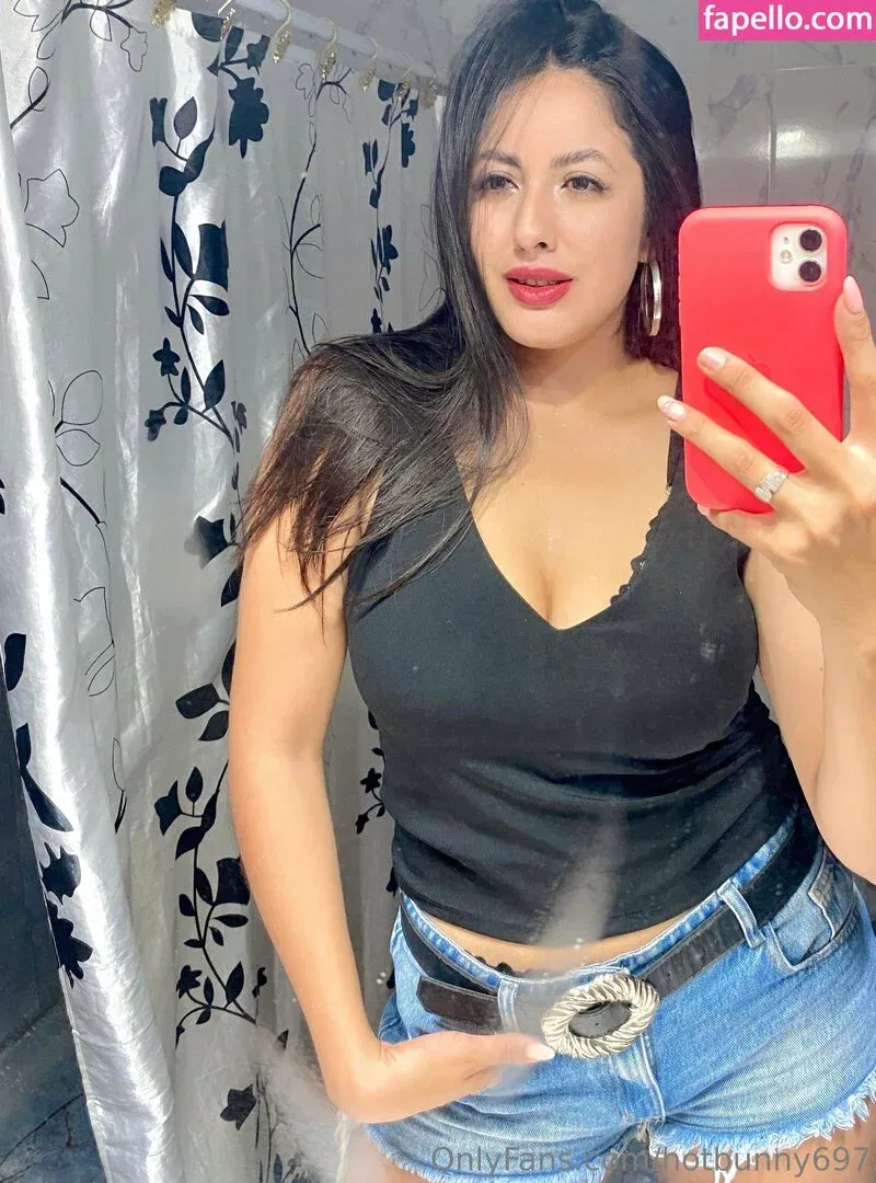 hotbunny697 Onlyfans Photo Gallery 