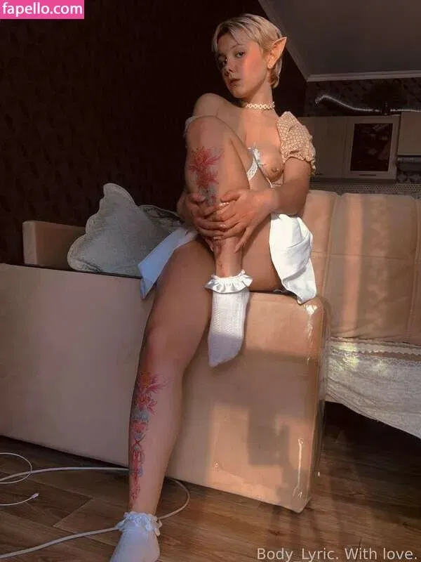 Body Lyric / Body_Lyric / body_lyricsllc / https: Onlyfans Photo Gallery 