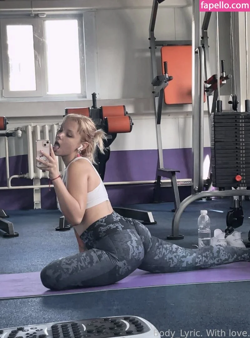 Body Lyric / Body_Lyric / body_lyricsllc / https: Onlyfans Photo Gallery 