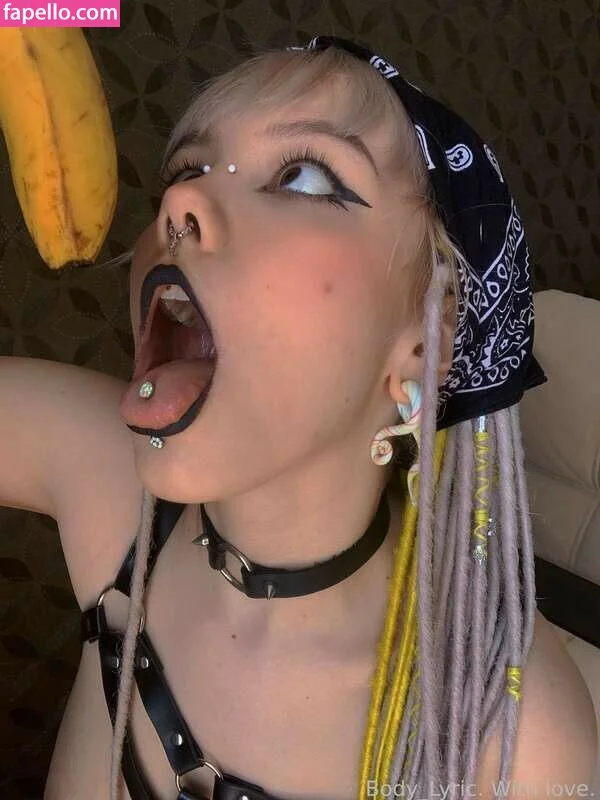 Body Lyric / Body_Lyric / body_lyricsllc / https: Onlyfans Photo Gallery 