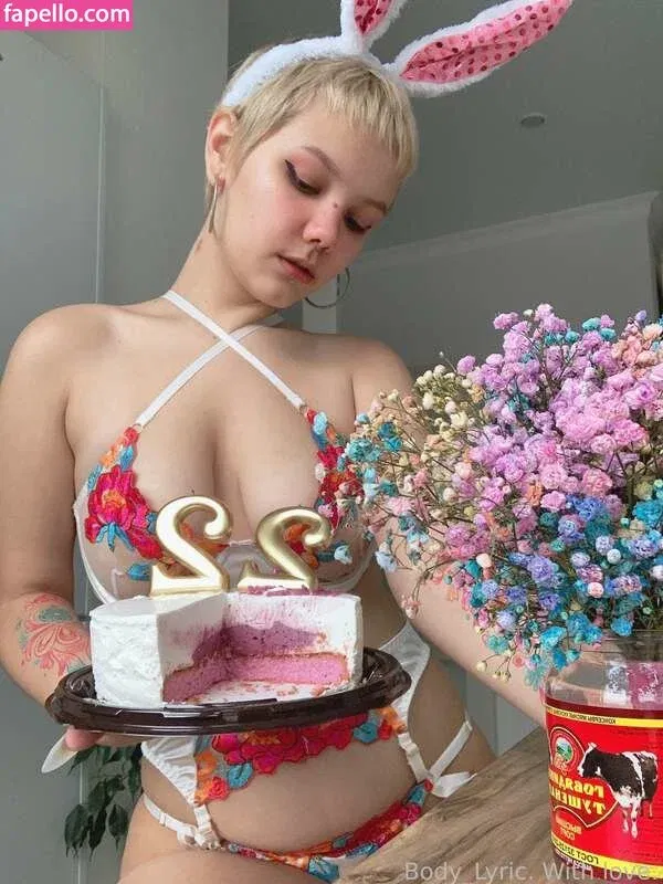 Body Lyric / Body_Lyric / body_lyricsllc / https: Onlyfans Photo Gallery 